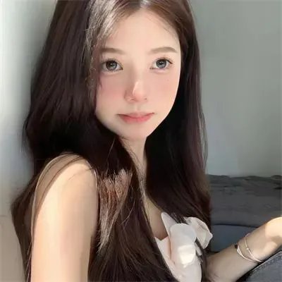 热裤荡女